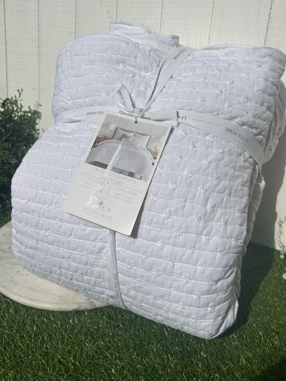 Levtex White Cross-Stitch Quilted Duvet Set white/new